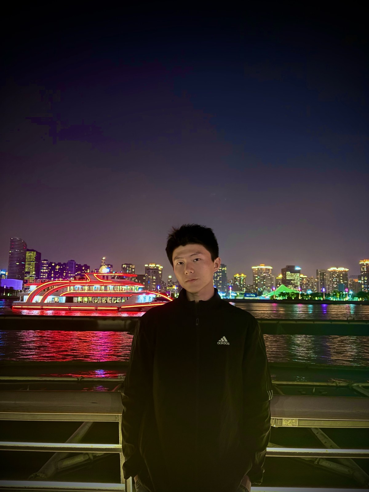 江畔夜色
